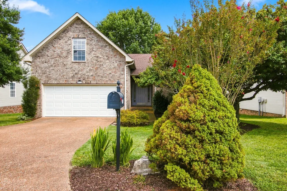 4011 Kristen St Spring Hill, TN 37174