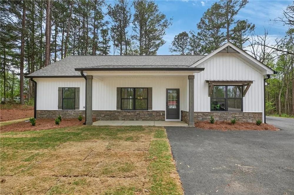 299 Relay Road Silver Creek, GA 30173