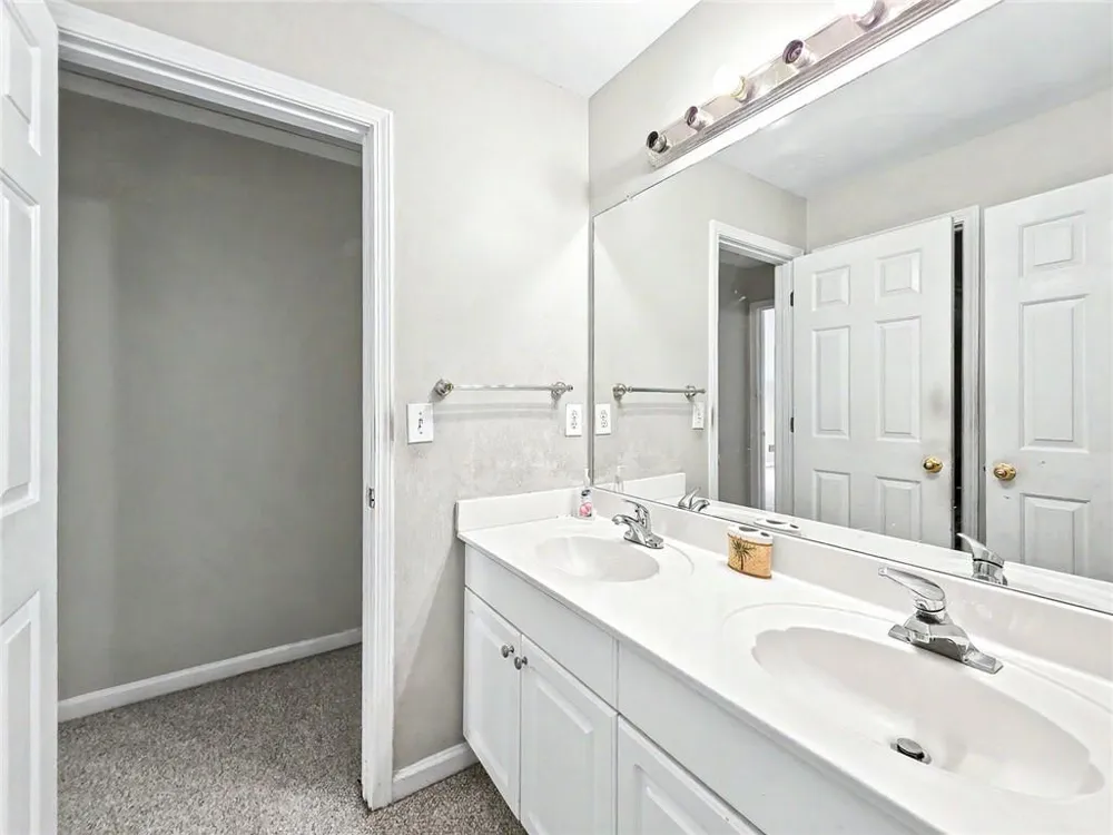 4334 Catamount Drive SW Lilburn, GA 30047