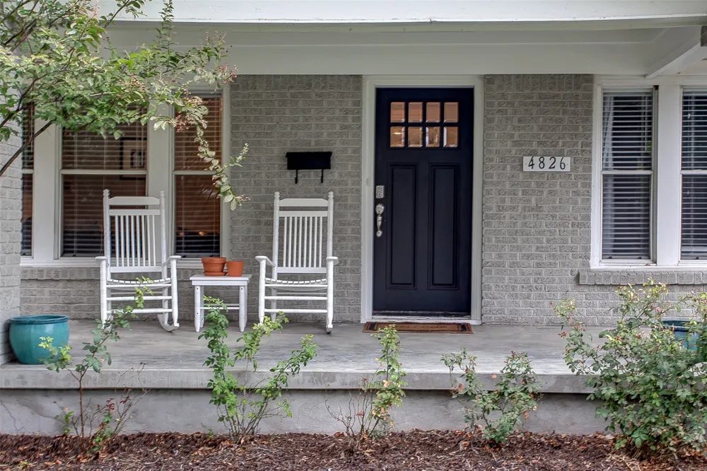 4826 Pershing Avenue Fort Worth, TX 76107