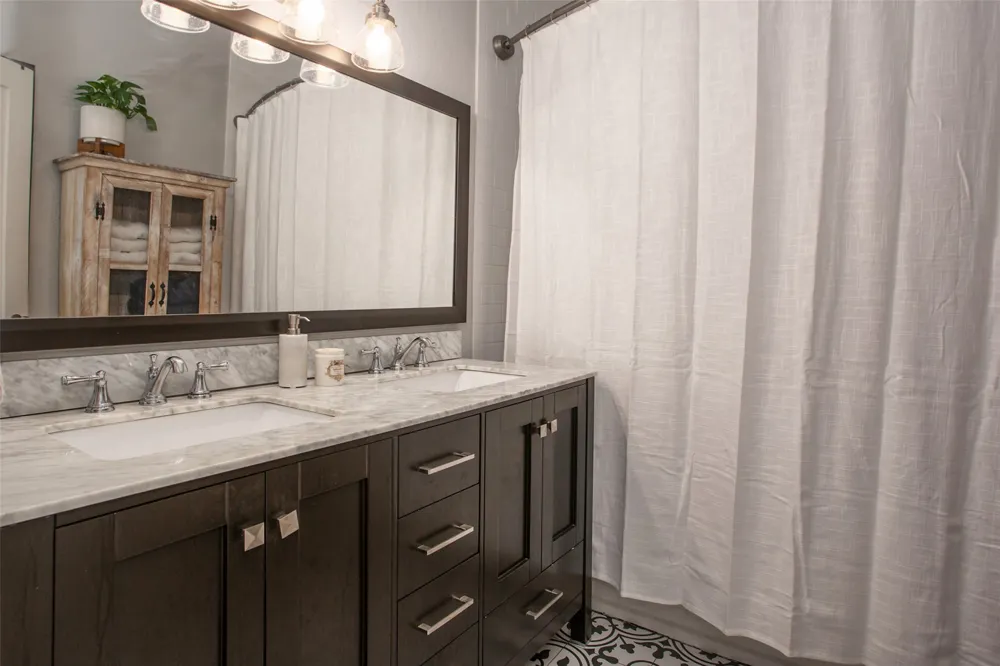 4826 Pershing Avenue Fort Worth, TX 76107