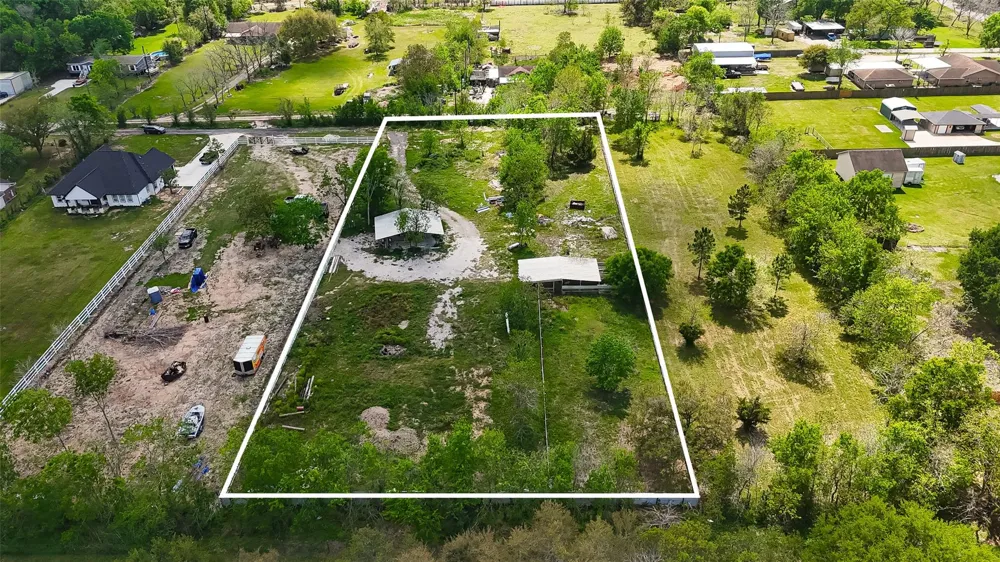 6525 Lesiker Road Brookside, TX 77581