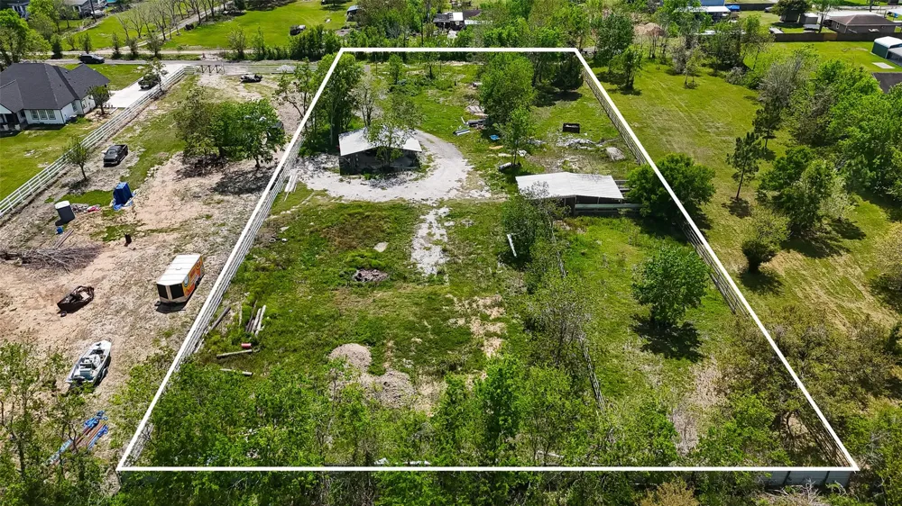 6525 Lesiker Road Brookside, TX 77581