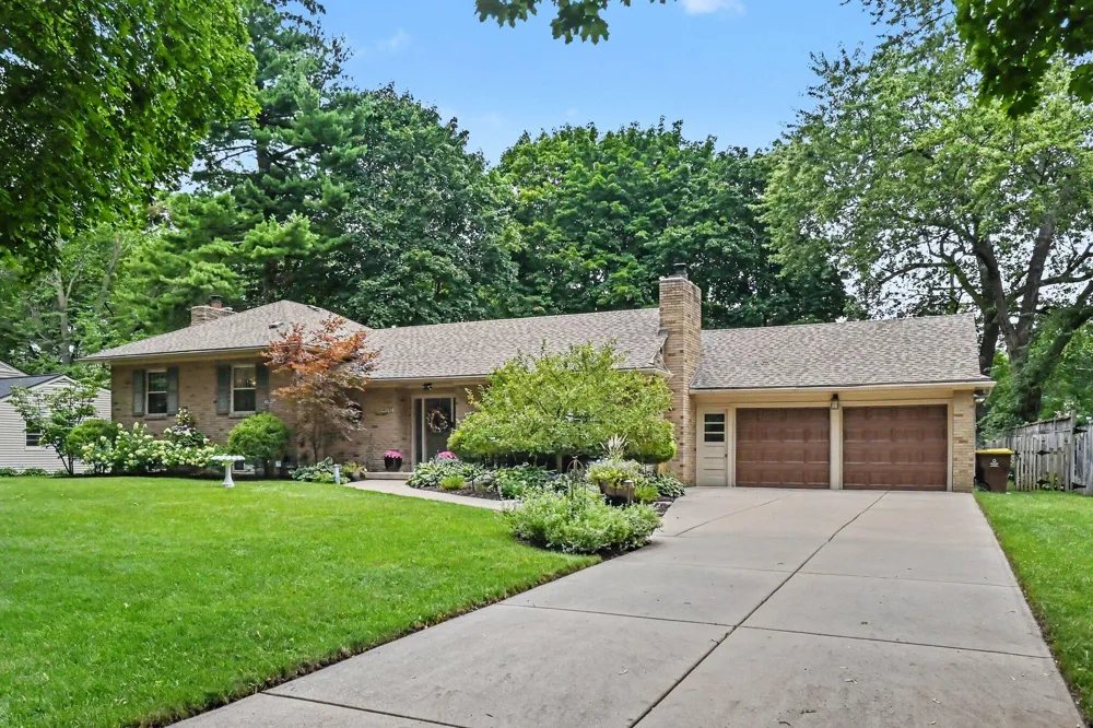 4591 Nakoma Drive Okemos, MI 48864