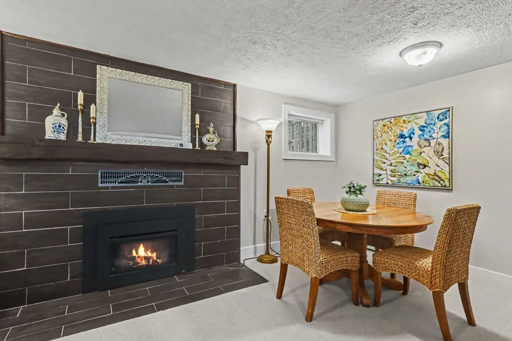 4591 Nakoma Drive Okemos, MI 48864