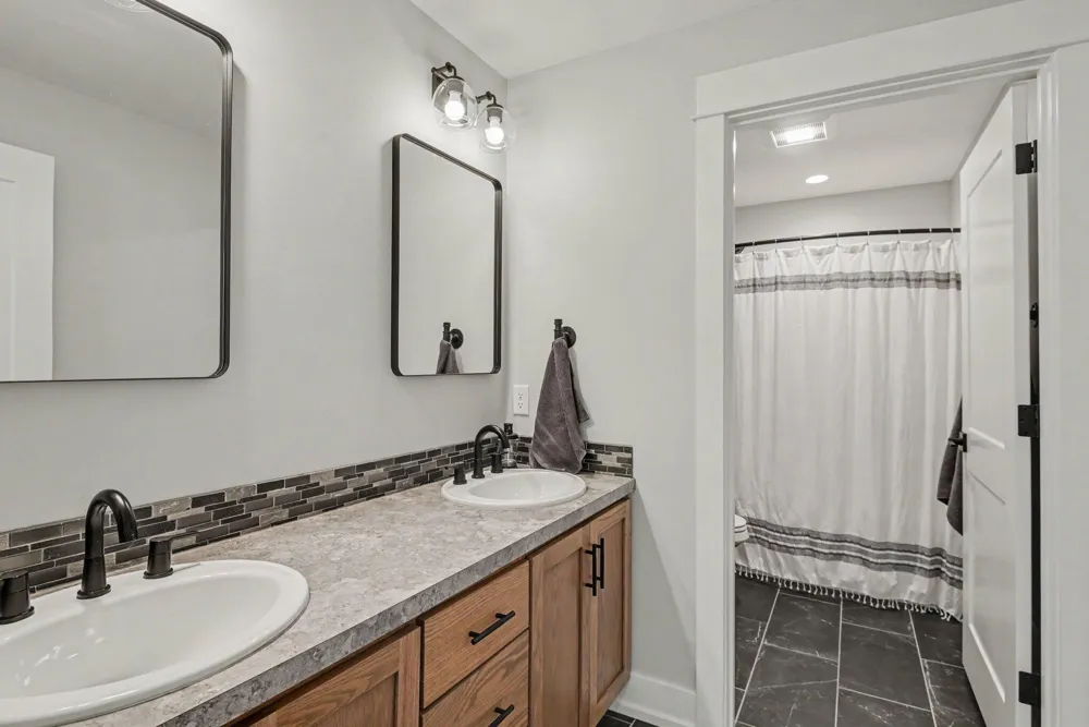 3561 Woodfield Court Hamilton, MI 49419