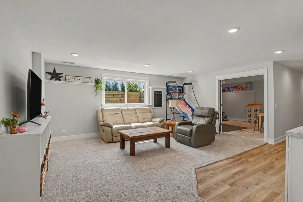 3561 Woodfield Court Hamilton, MI 49419