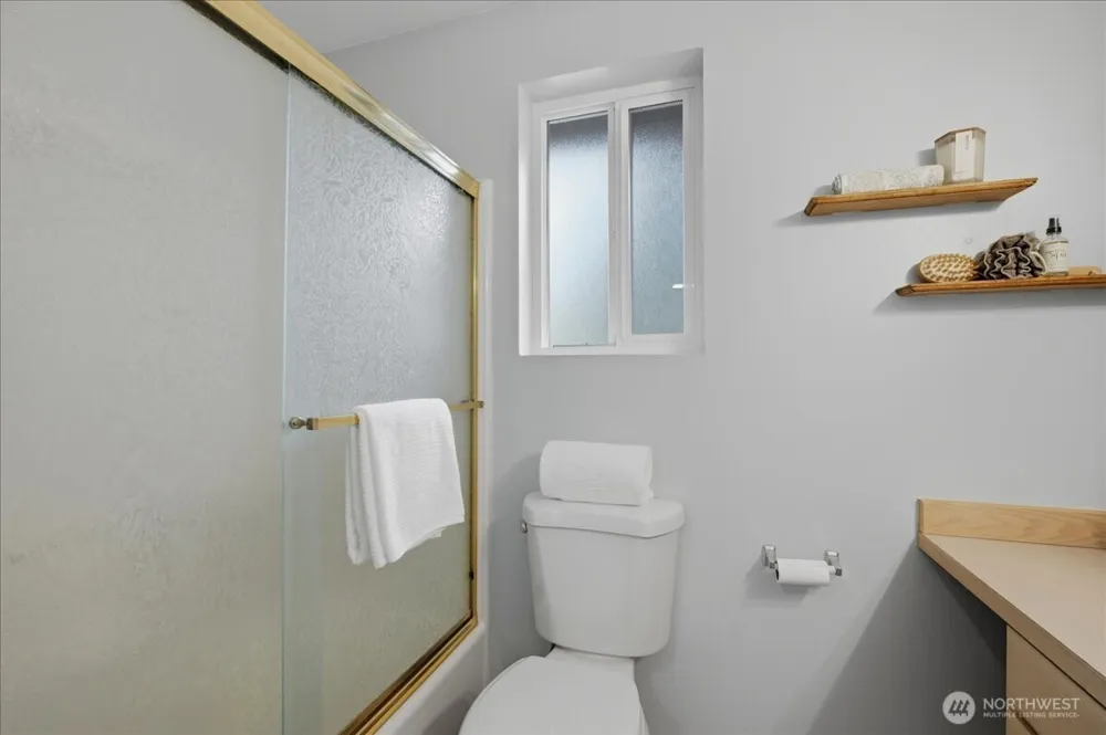 321 SE Orchard Dr. #13 North Bend, WA 98045