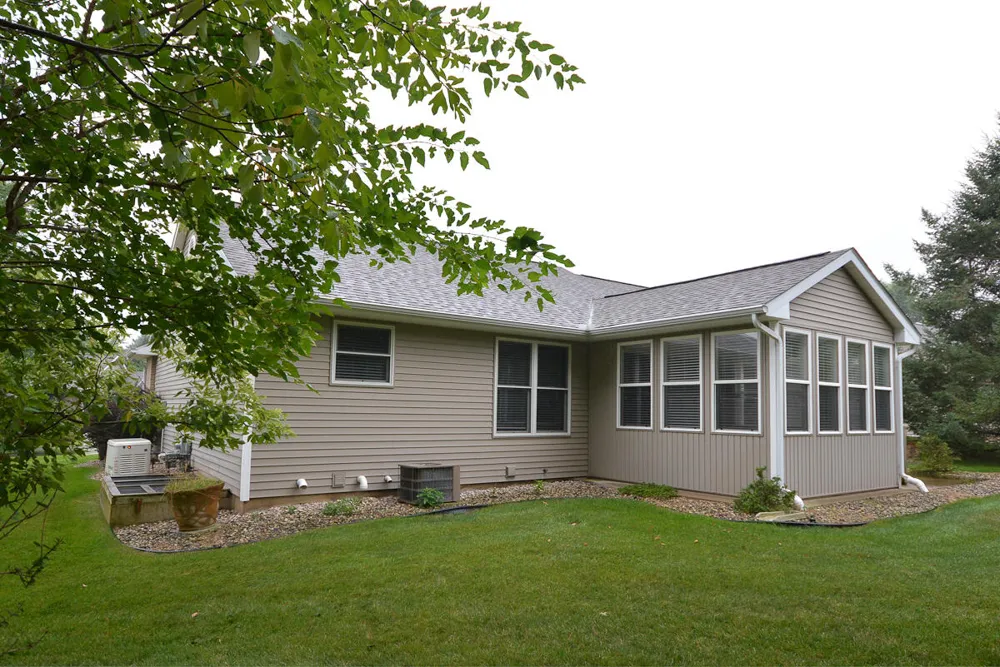 1475 Cape Coral Way Portage City, MI 49002
