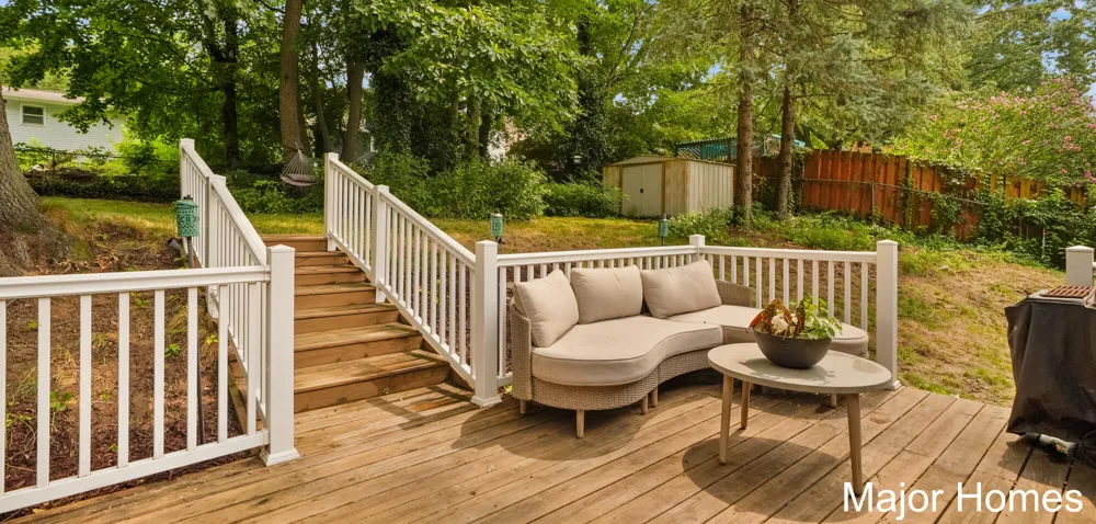 5738 Blaine Avenue SE Kentwood City, MI 49508