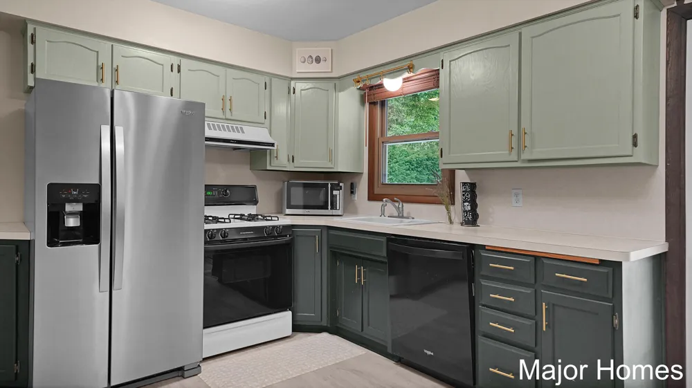 5738 Blaine Avenue SE Kentwood City, MI 49508