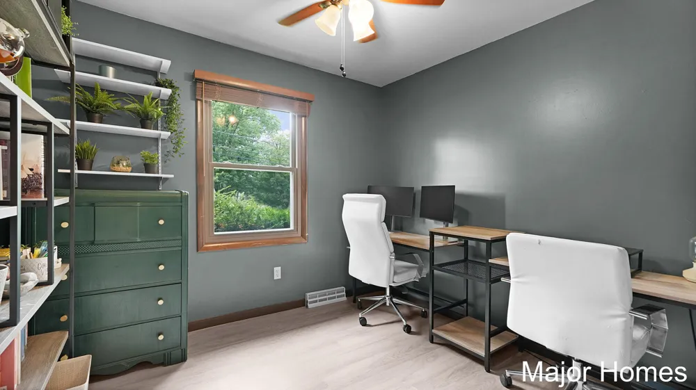 5738 Blaine Avenue SE Kentwood City, MI 49508