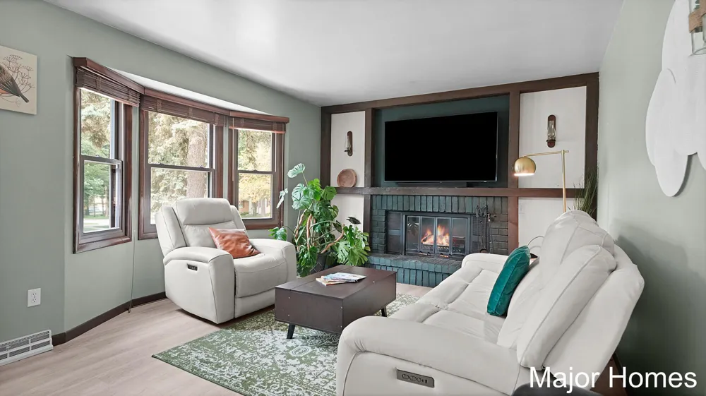 5738 Blaine Avenue SE Kentwood City, MI 49508