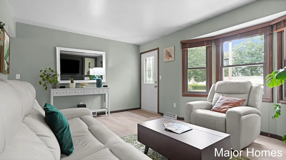 5738 Blaine Avenue SE Kentwood City, MI 49508