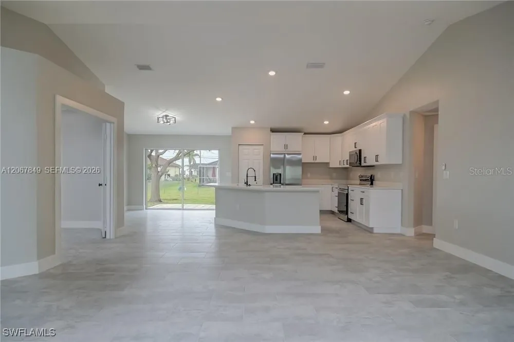 204 EL DORADO BLVD N Cape Coral, FL 33993