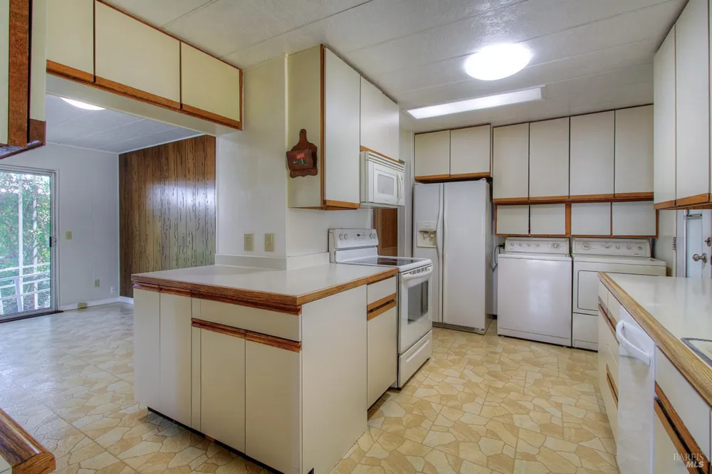 130 Westgate Circle Santa Rosa, CA 95401