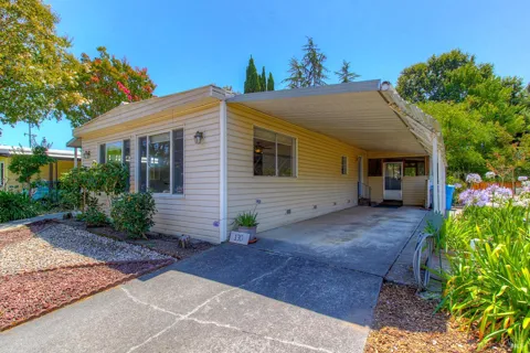 130 Westgate Circle