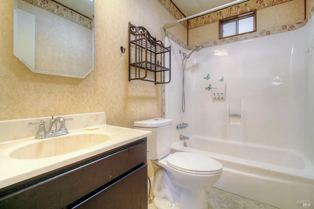 130 Westgate Circle Santa Rosa, CA 95401
