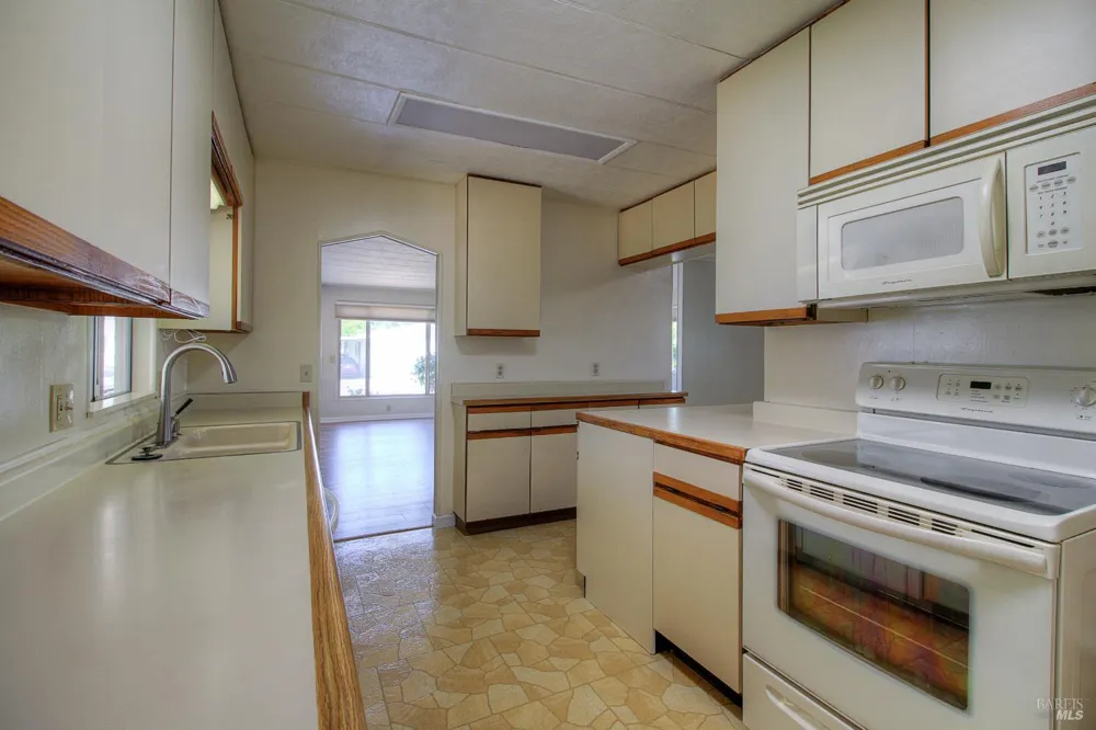 130 Westgate Circle Santa Rosa, CA 95401