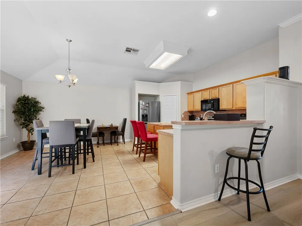 101 Plantation Drive Rockport, TX 78382