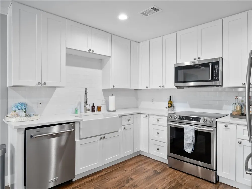 911 Sandollar Rockport, TX 78382