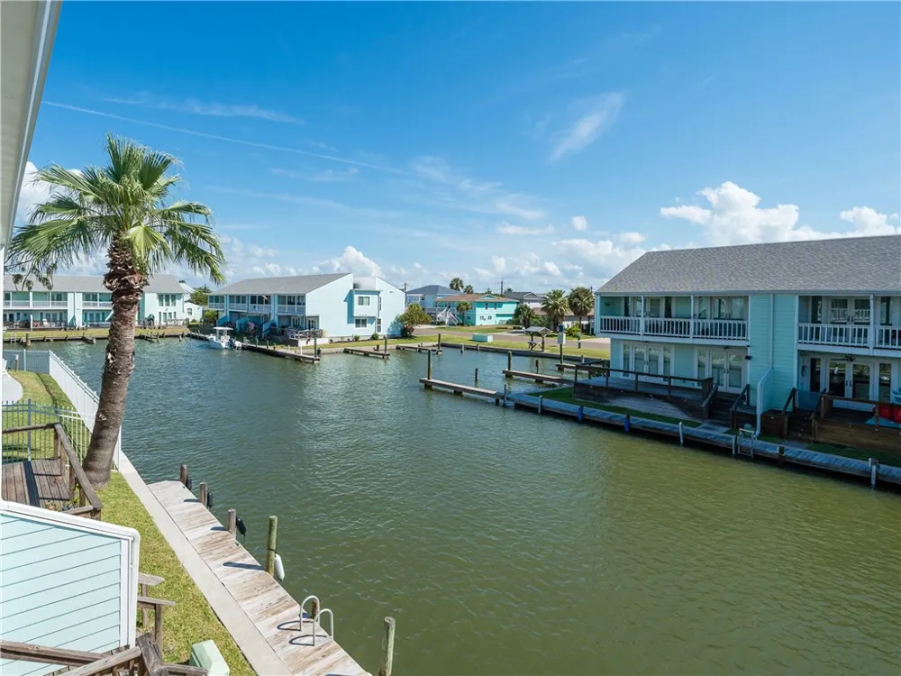 911 Sandollar Rockport, TX 78382