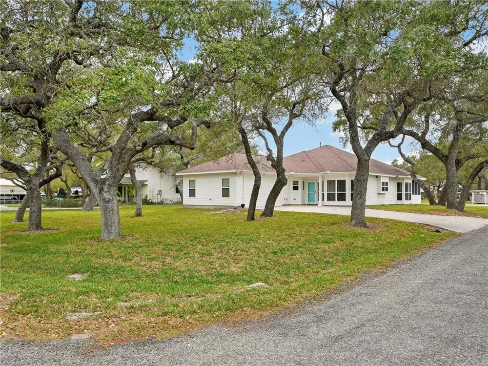 Address Not Shown Rockport, TX 78382