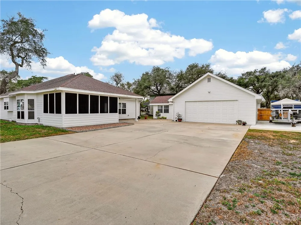 Address Not Shown Rockport, TX 78382