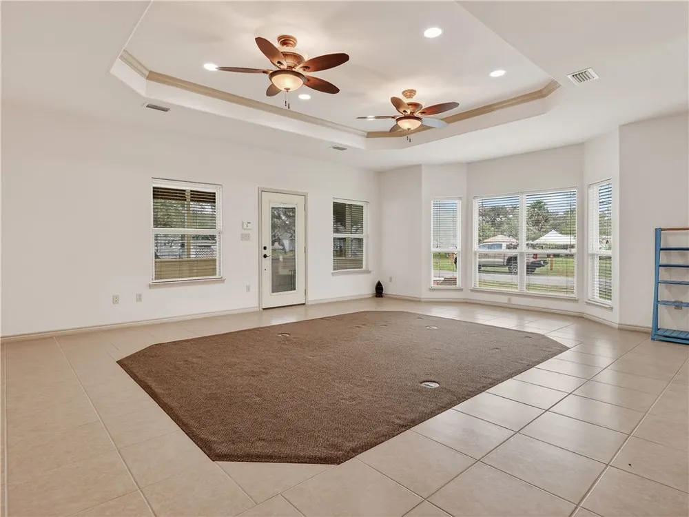 Address Not Shown Rockport, TX 78382