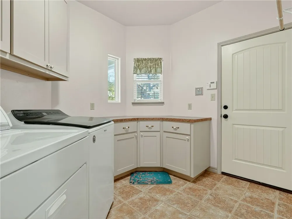 Address Not Shown Rockport, TX 78382