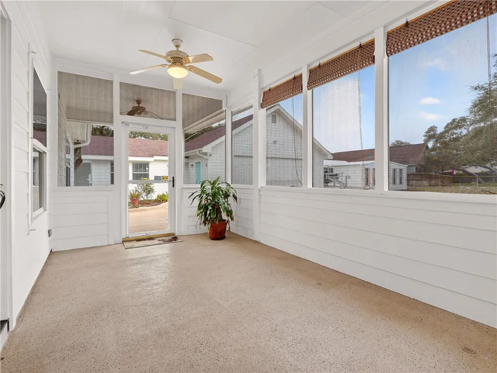 Address Not Shown Rockport, TX 78382