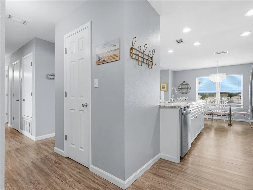 2515 Bayhouse Drive Rockport, TX 78382