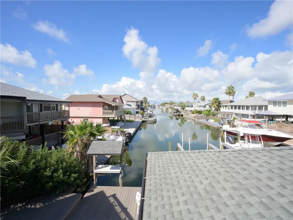 1871 Bay Shore Drive Rockport, TX 78382
