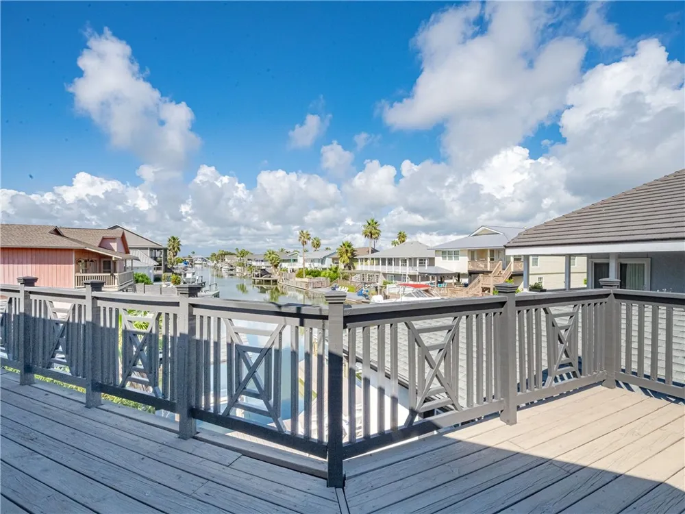 1871 Bay Shore Drive Rockport, TX 78382
