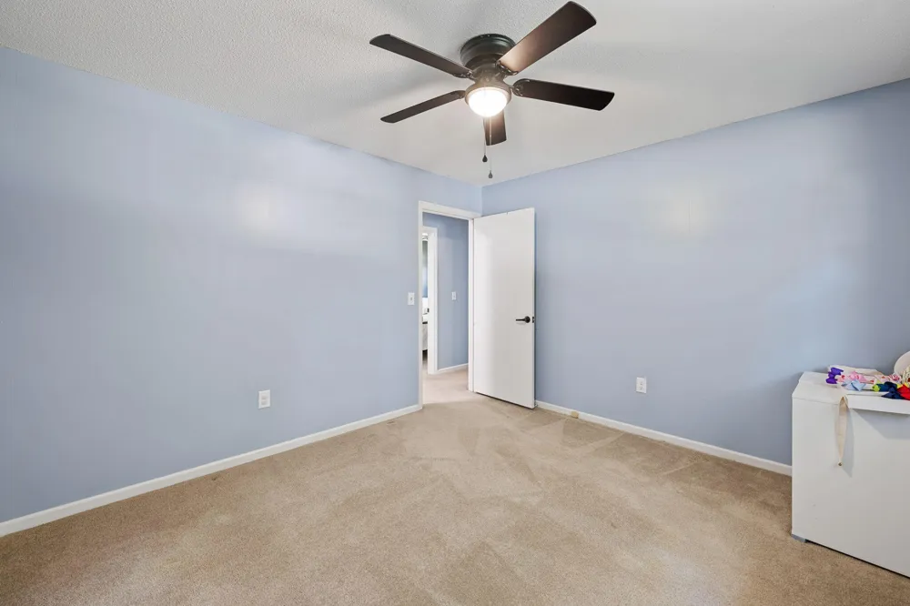 5915 Hillcrest Drive Harrison, TN 37341