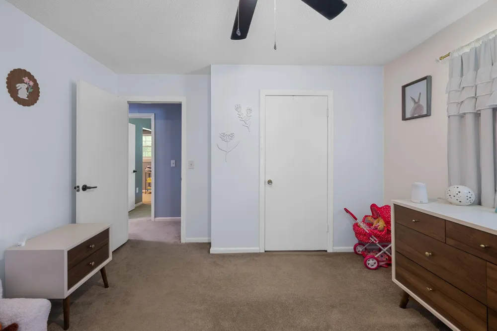 5915 Hillcrest Drive Harrison, TN 37341