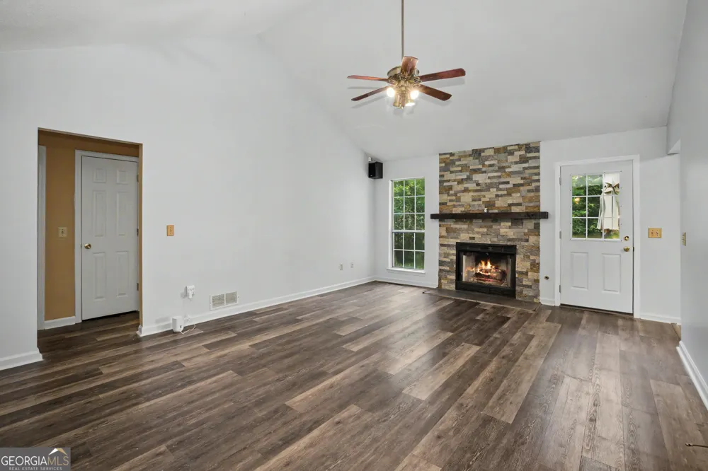 87 Tremont ST Sharpsburg, GA 30277