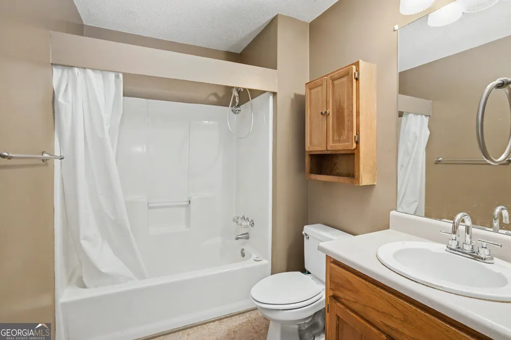 87 Tremont ST Sharpsburg, GA 30277
