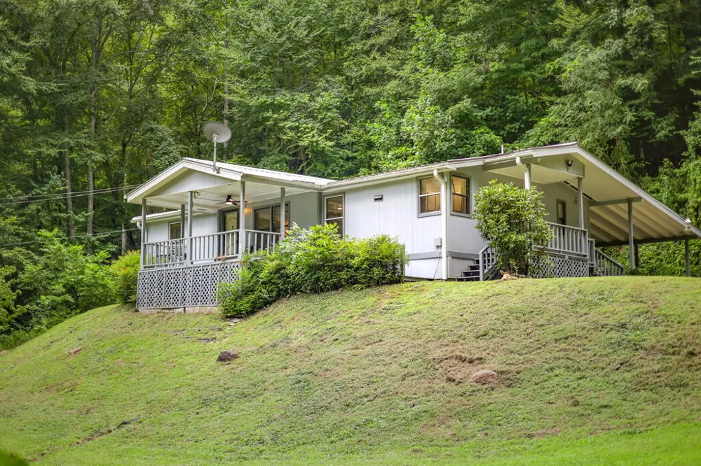 South Skeenah Road Franklin, NC 28734