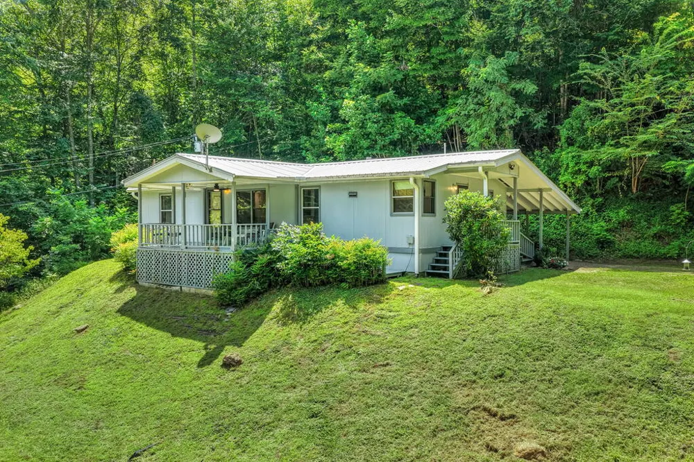 South Skeenah Road Franklin, NC 28734