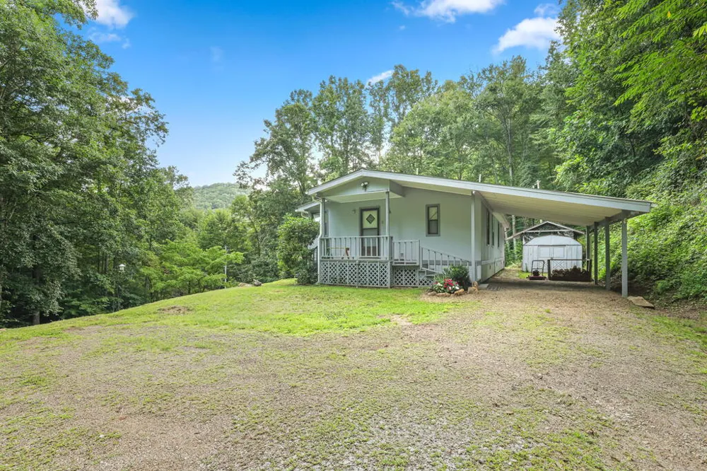 South Skeenah Road Franklin, NC 28734