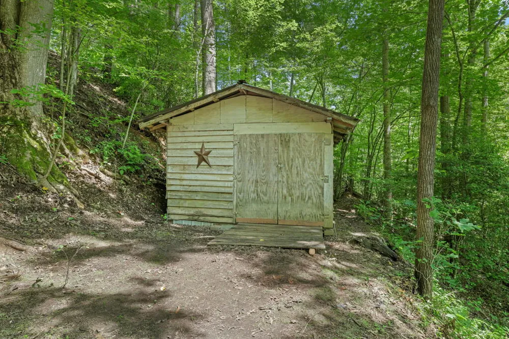 South Skeenah Road Franklin, NC 28734