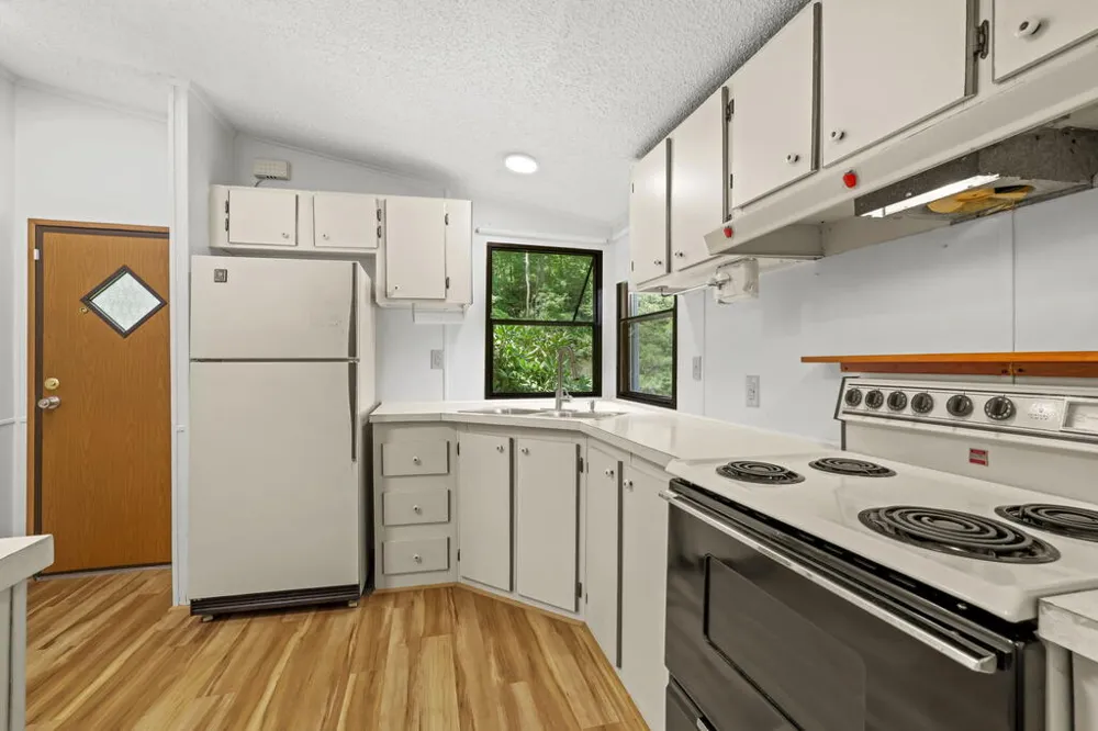 South Skeenah Road Franklin, NC 28734