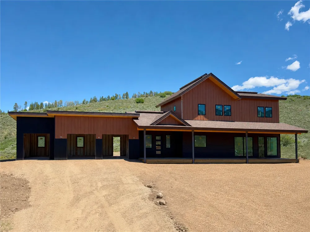 24650 Arapahoe Road Oak Creek, CO 80467
