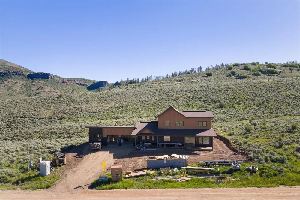 24650 Arapahoe Road Oak Creek, CO 80467