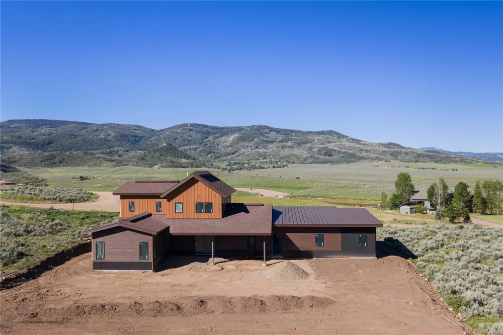 24650 Arapahoe Road Oak Creek, CO 80467