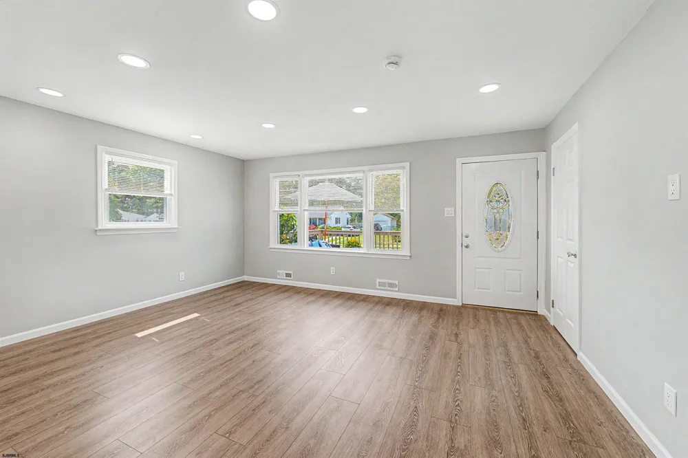 141 Bala Dr Somers Point, NJ 08244