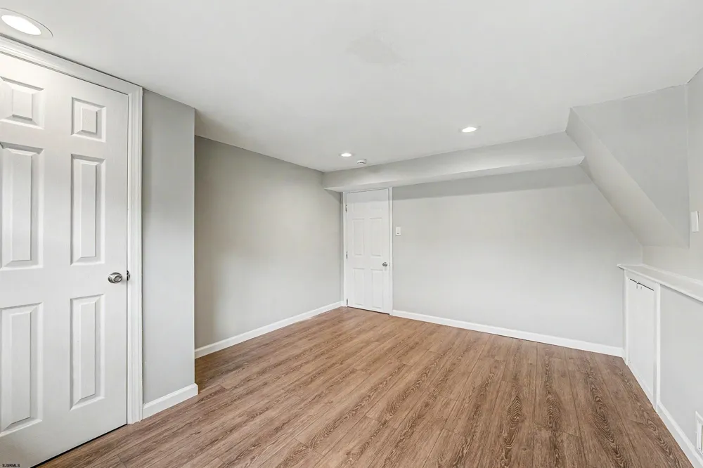 141 Bala Dr Somers Point, NJ 08244