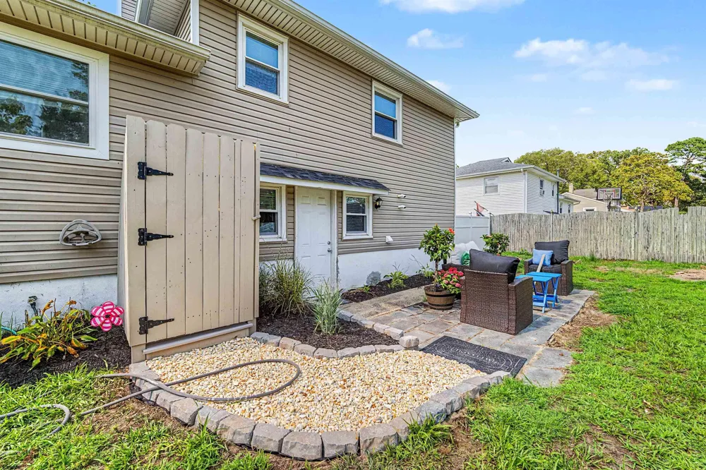 141 Bala Dr Somers Point, NJ 08244
