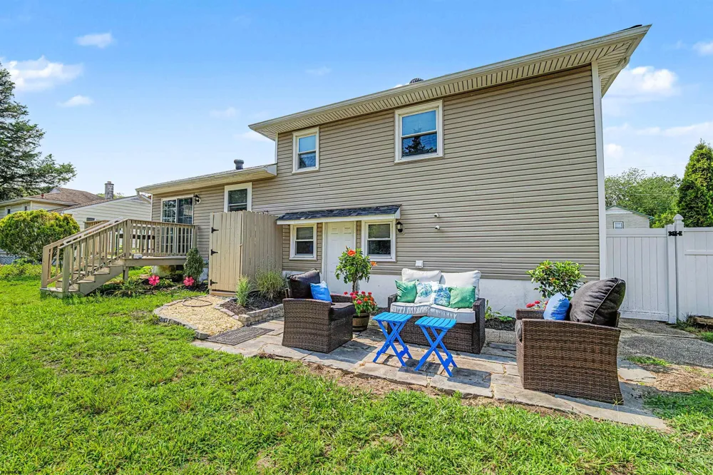 141 Bala Dr Somers Point, NJ 08244